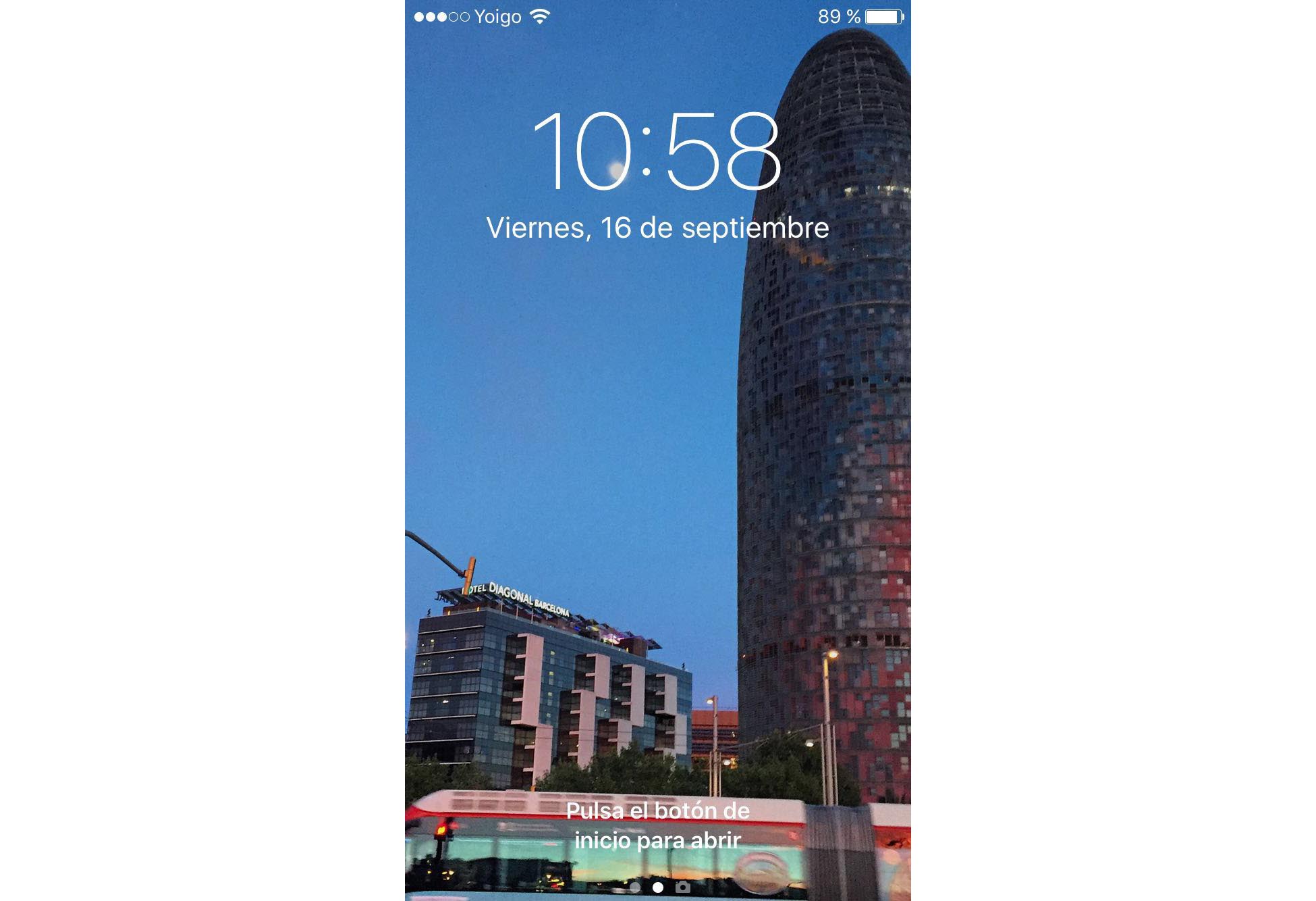 pulsa-el-boton-para-desbloquear-ios-10-whatsapp-image-2016-09-16-at-10-59-00