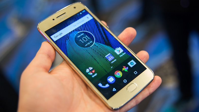Xiaomi Redmi Note 4 y el Moto G5 Plus